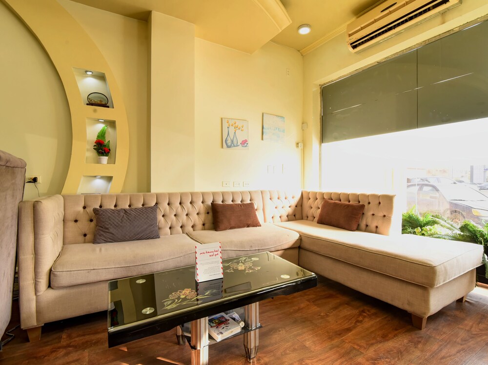 Asdaf Al Jubail Furnished Apartments by OYO Rooms