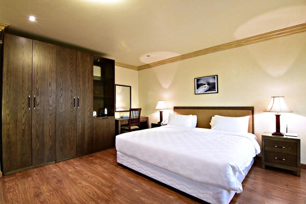 Karan Sharq for Hotel Apartment