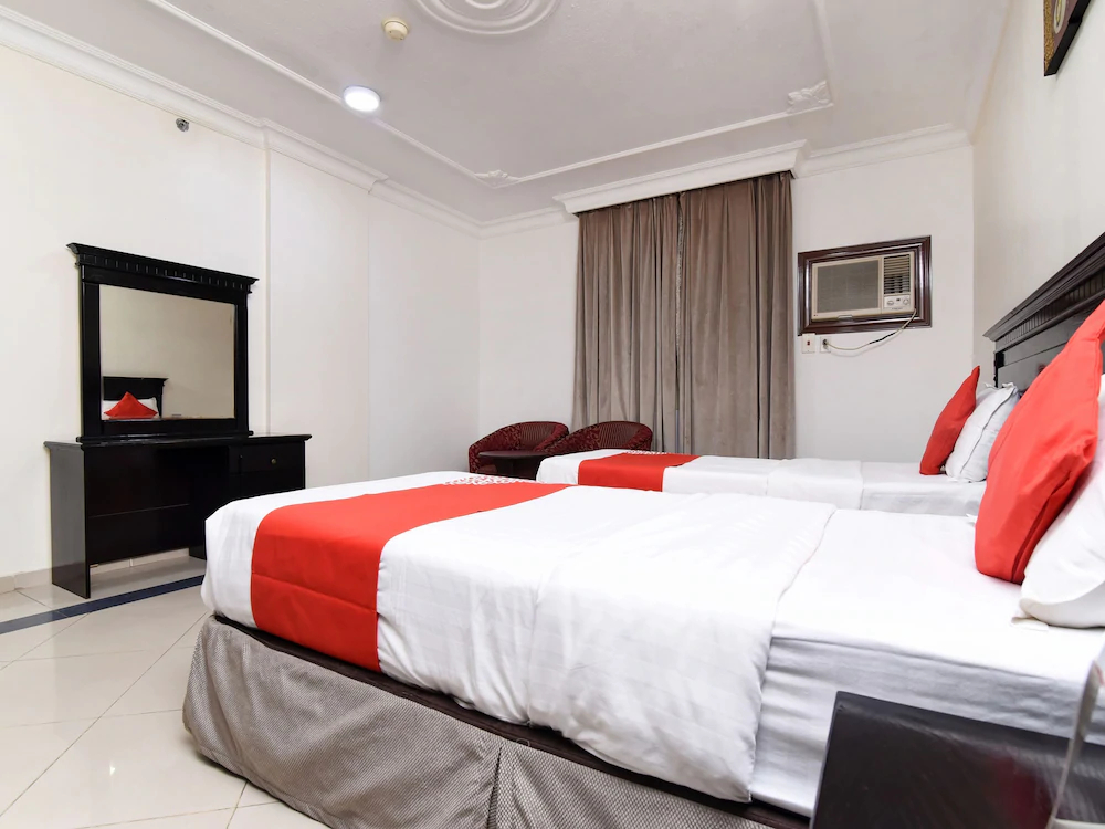 Season Hotel by OYO Rooms