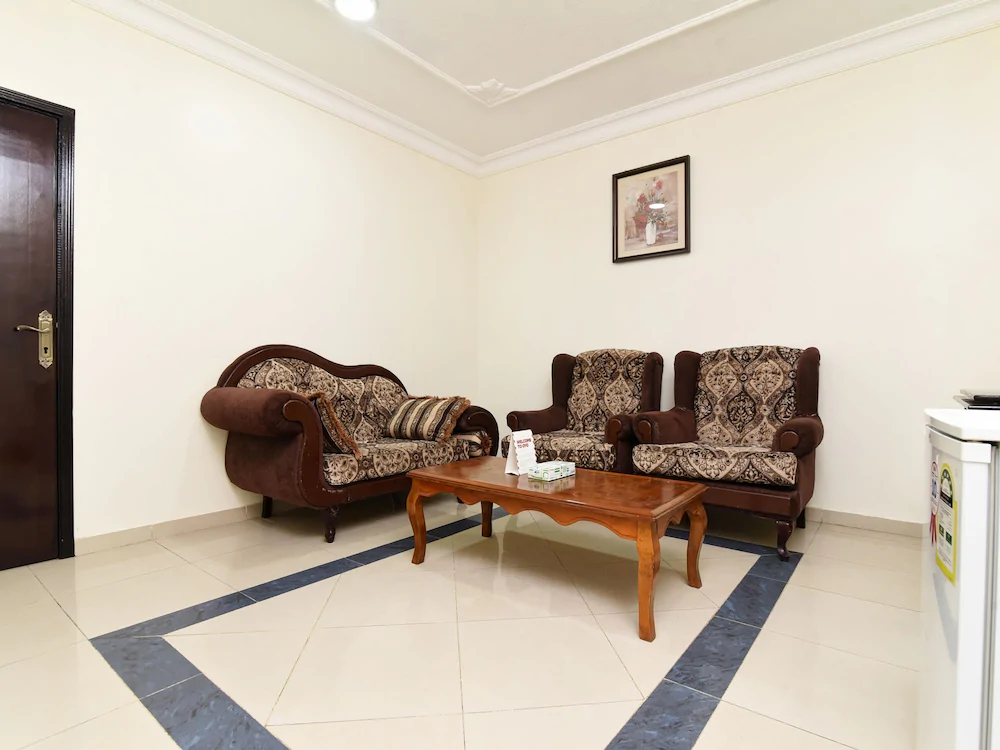 Season Hotel by OYO Rooms