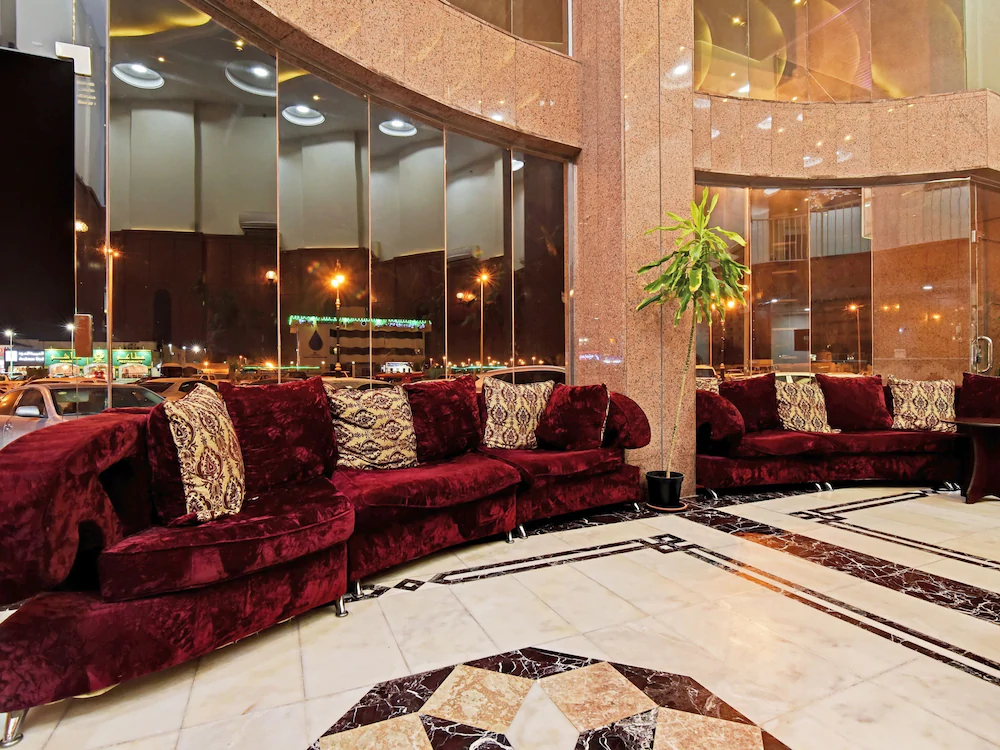 Season Hotel by OYO Rooms