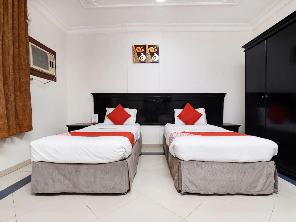 Season Hotel by OYO Rooms