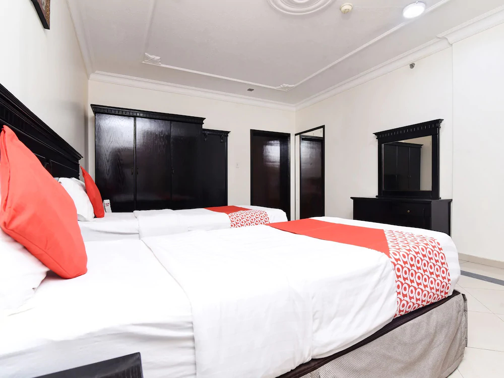 Season Hotel by OYO Rooms