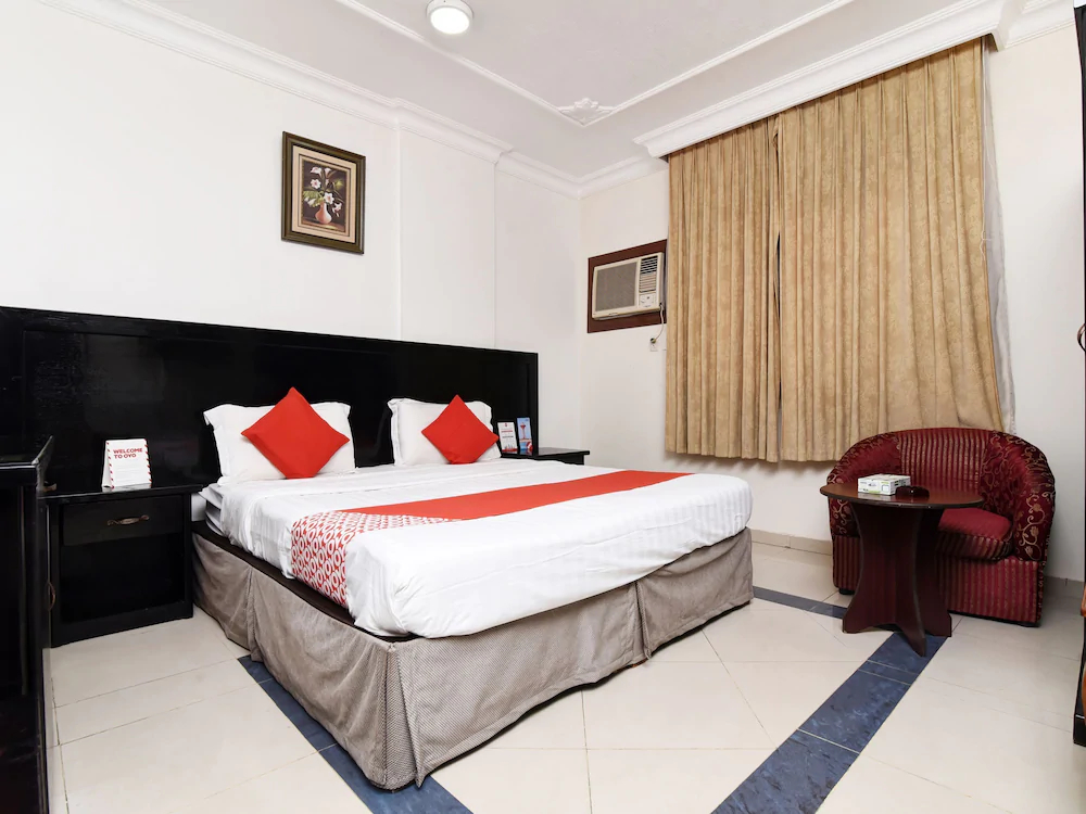 Season Hotel by OYO Rooms