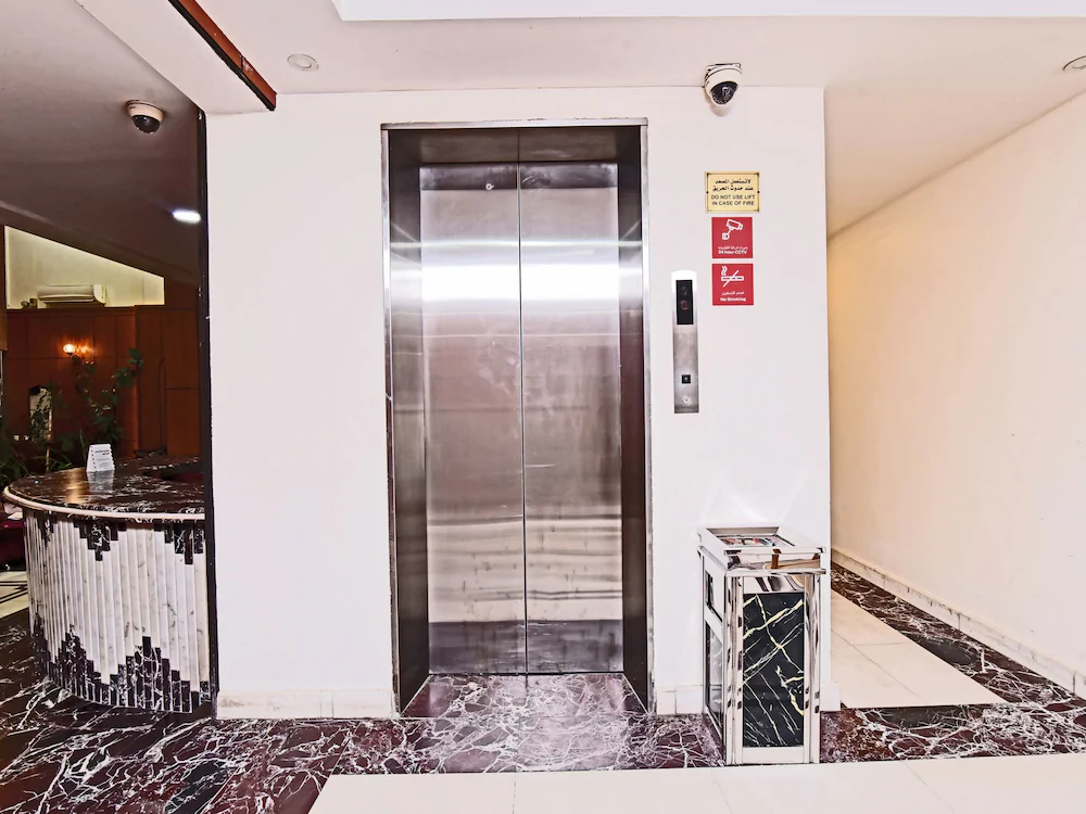 Season Hotel by OYO Rooms