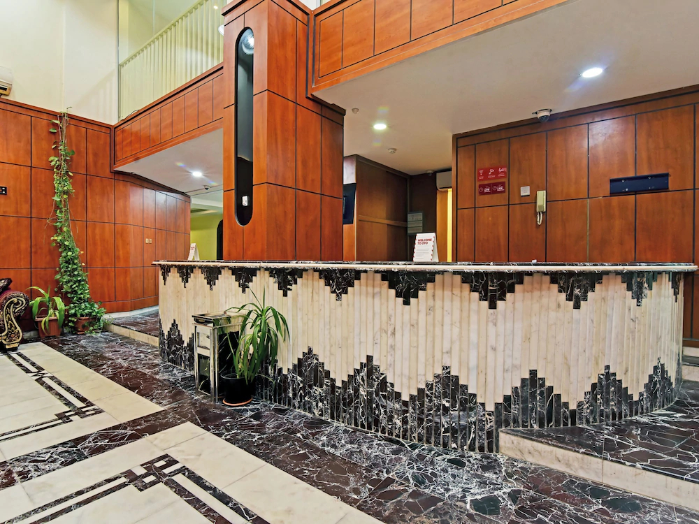 Season Hotel by OYO Rooms