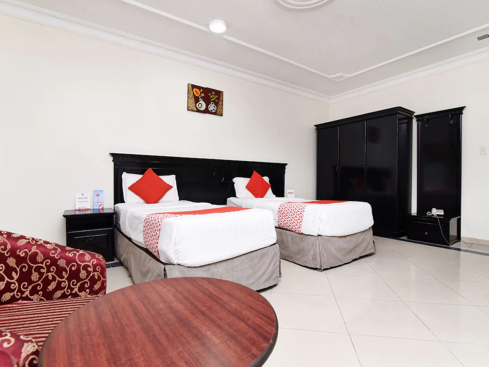 Season Hotel by OYO Rooms