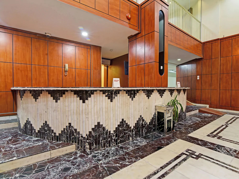 Season Hotel by OYO Rooms