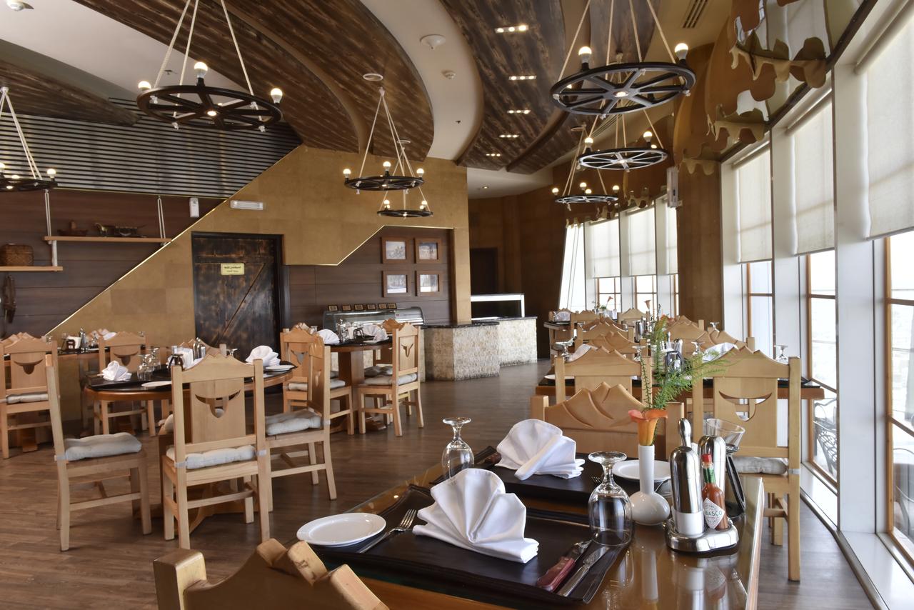 Awaliv International Hotel