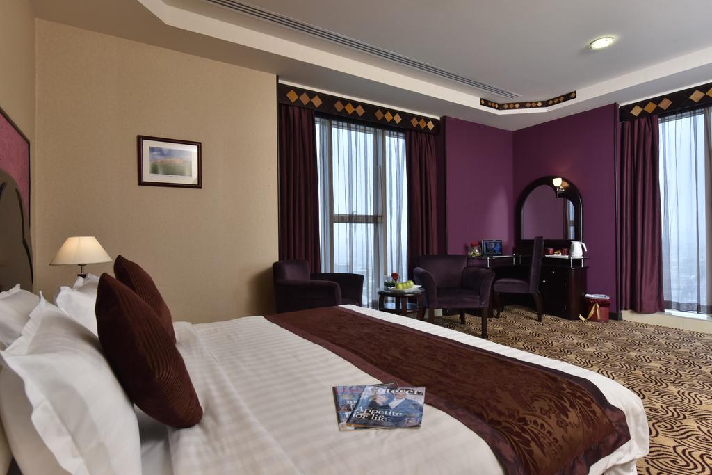 Awaliv International Hotel