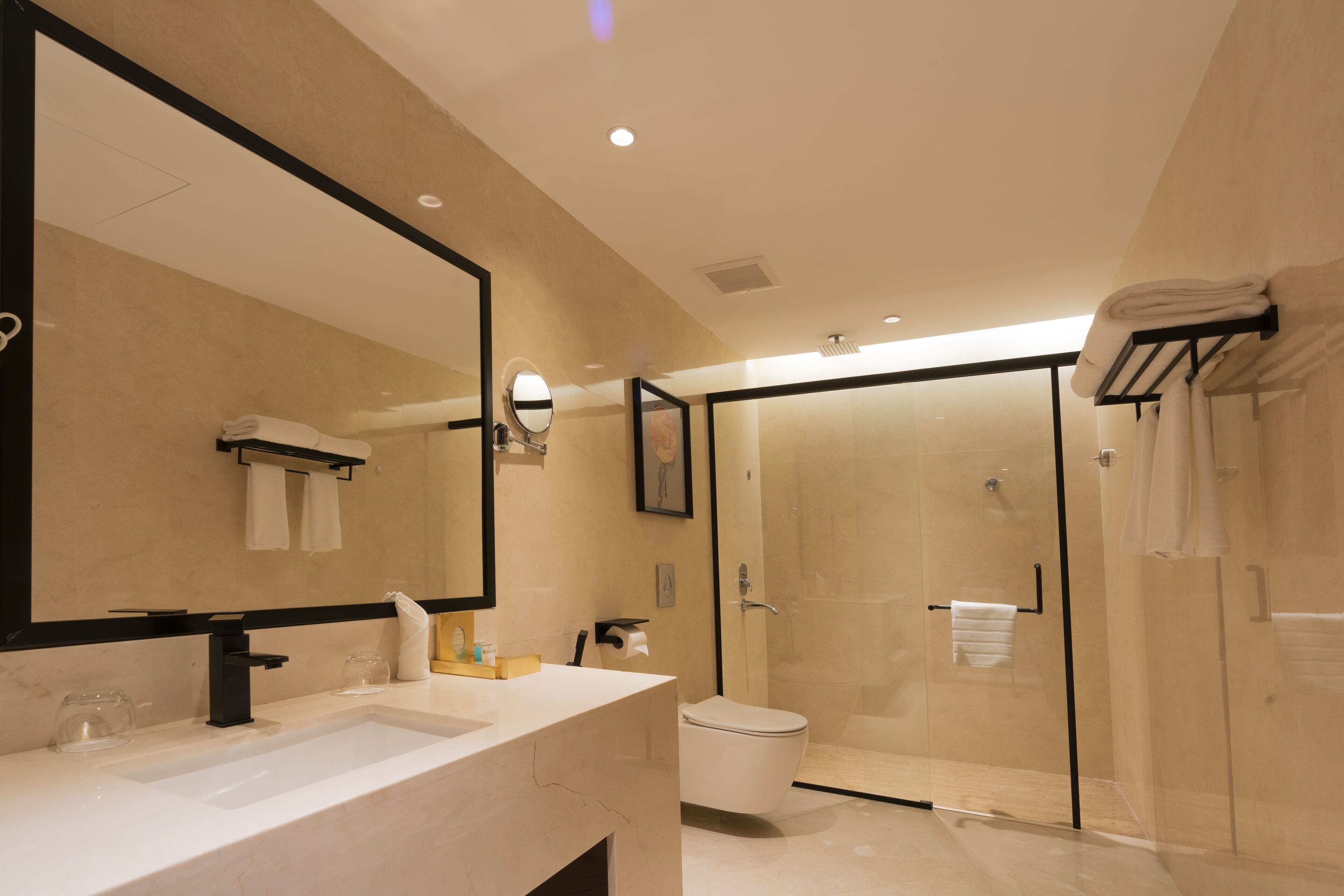 Najm Aris Hotel