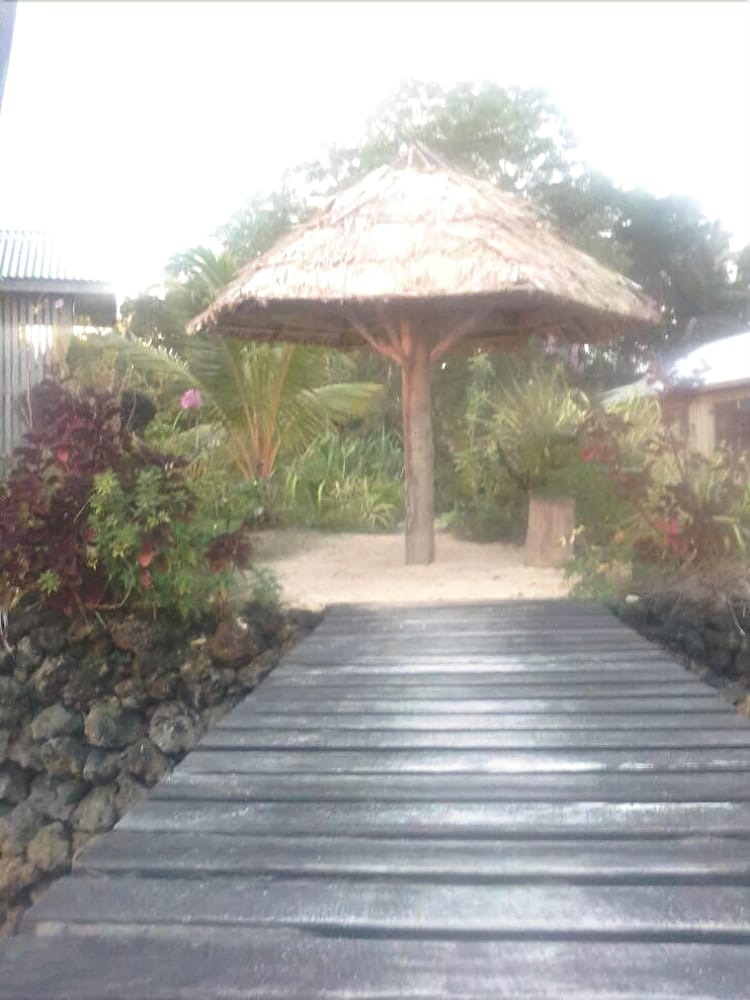 Serah's Lagoon Hideaway