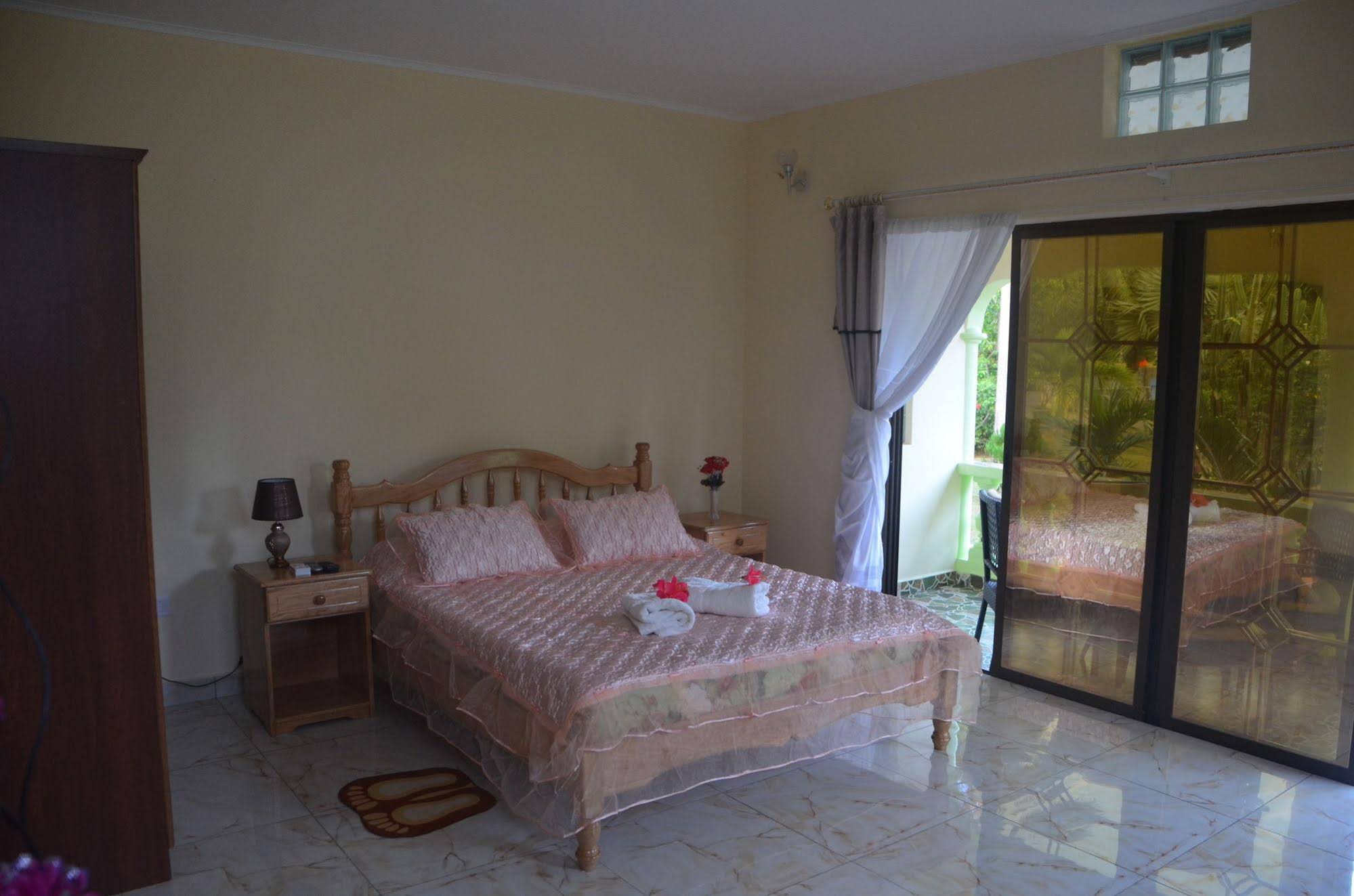 Green Palm Self Catering