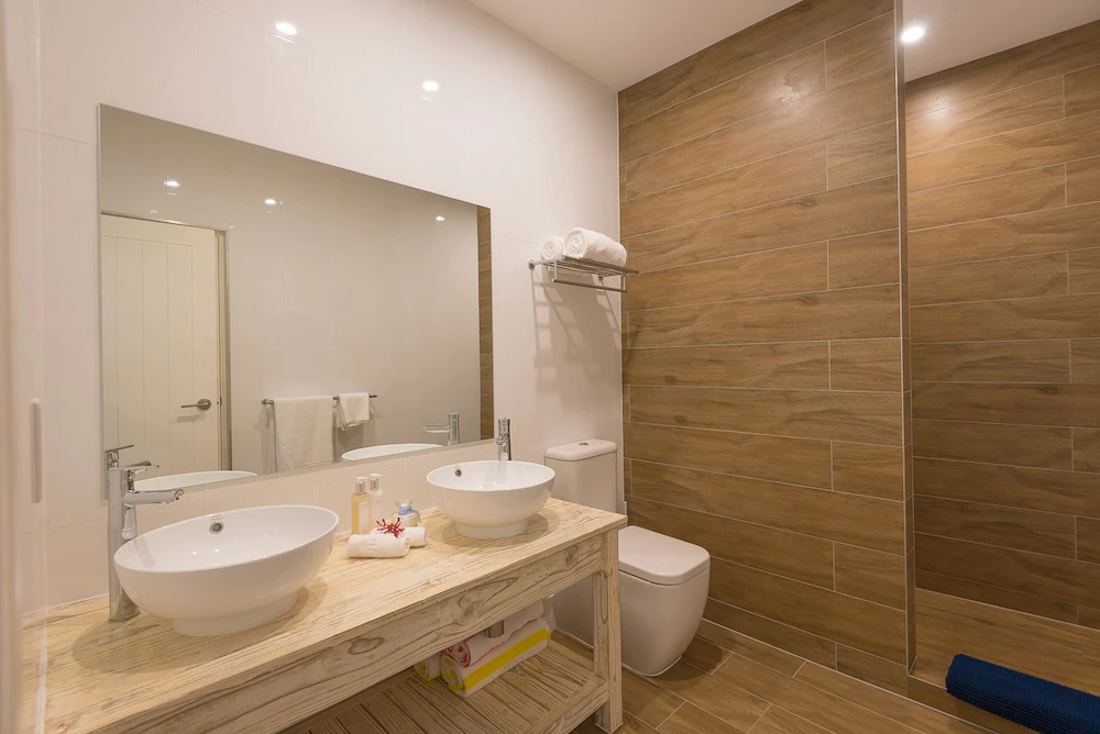 Le Nautique Luxury Beachfront Apartments - Mahe