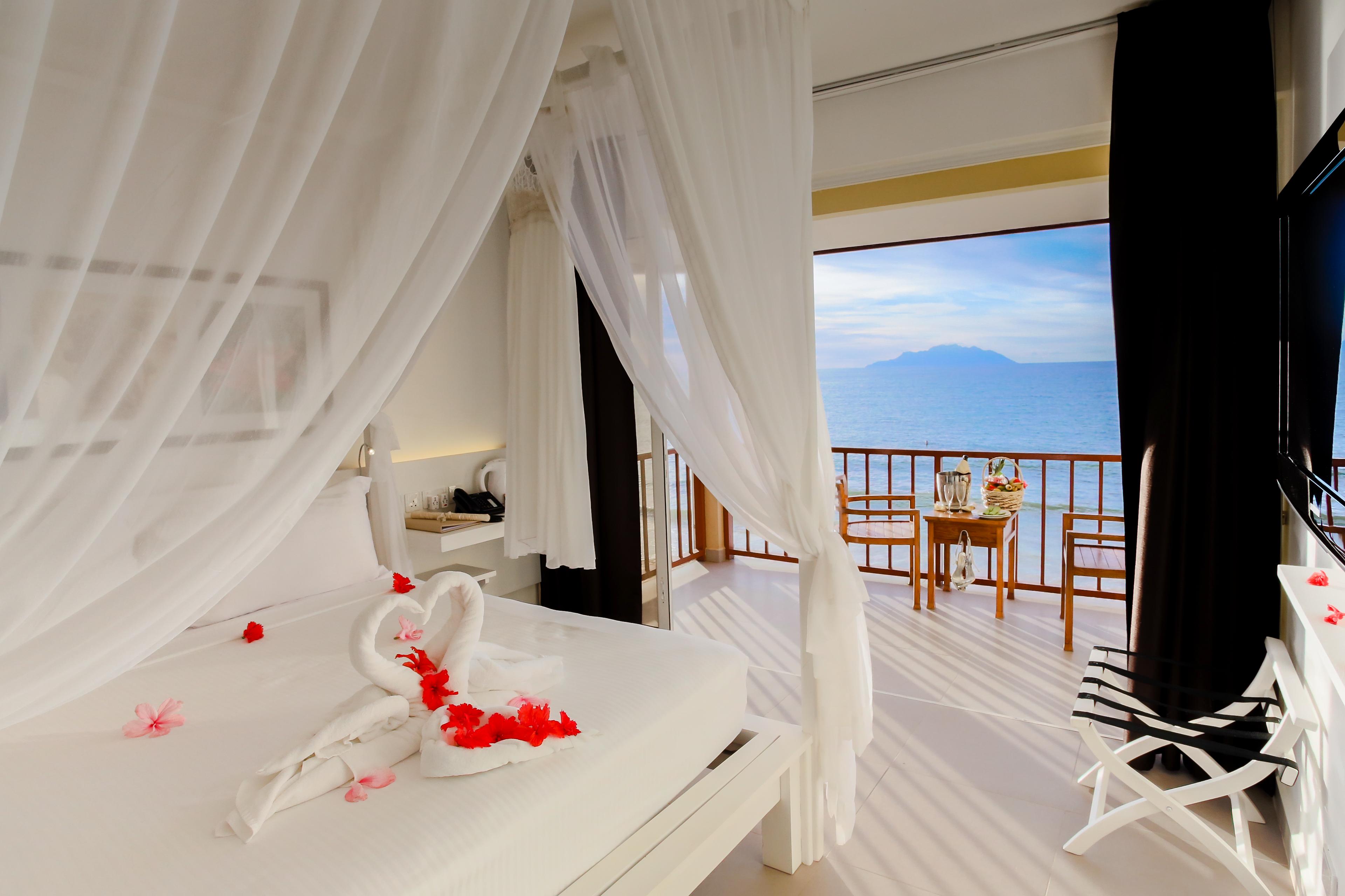 Coral Strand Smart Choice Hotel