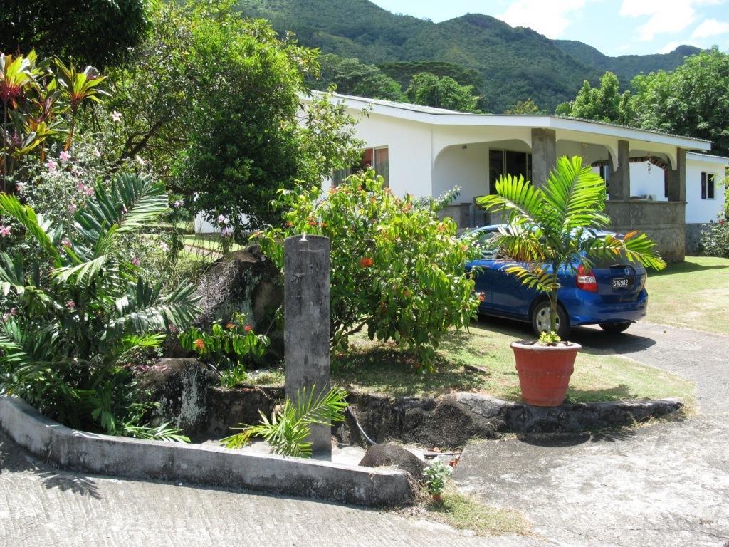 Daniella's Bungalows