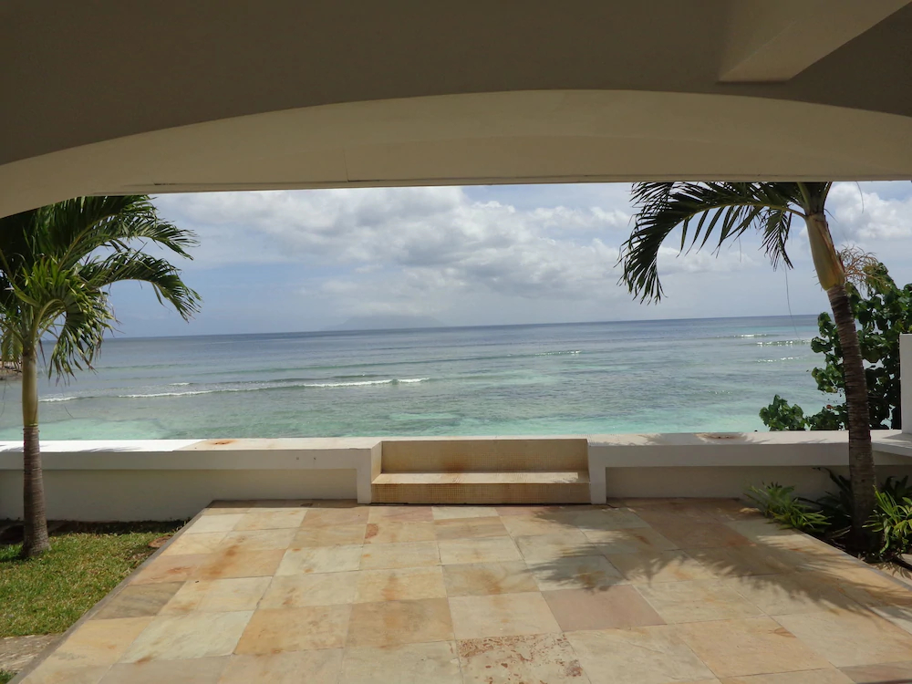 Ocean & Beach View Villa