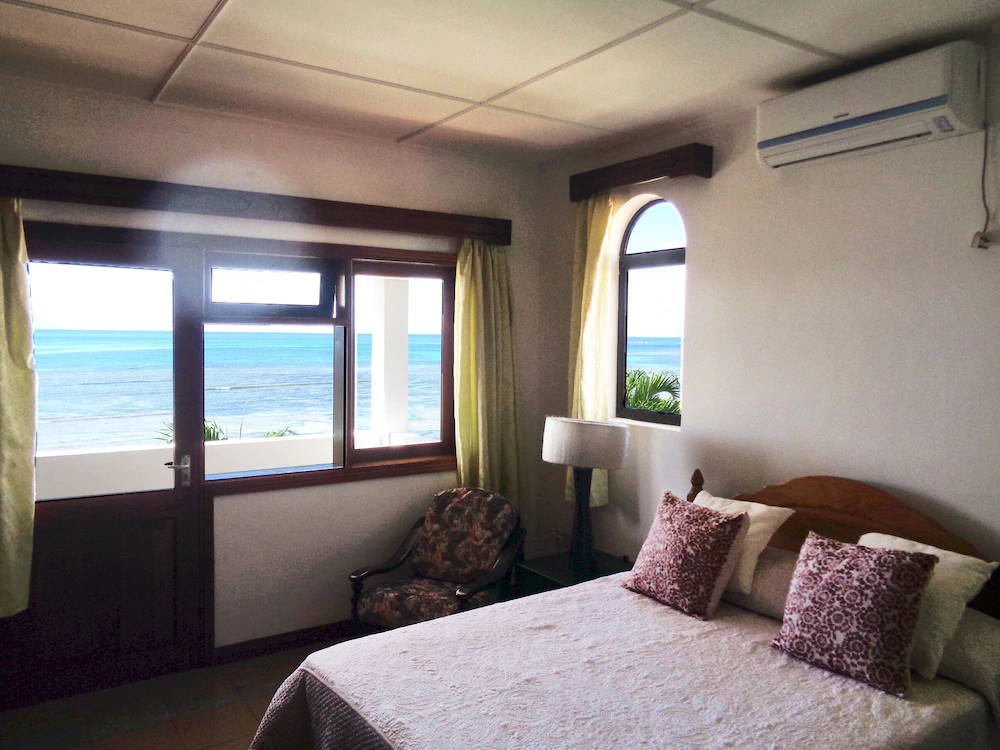 Ocean & Beach View Villa