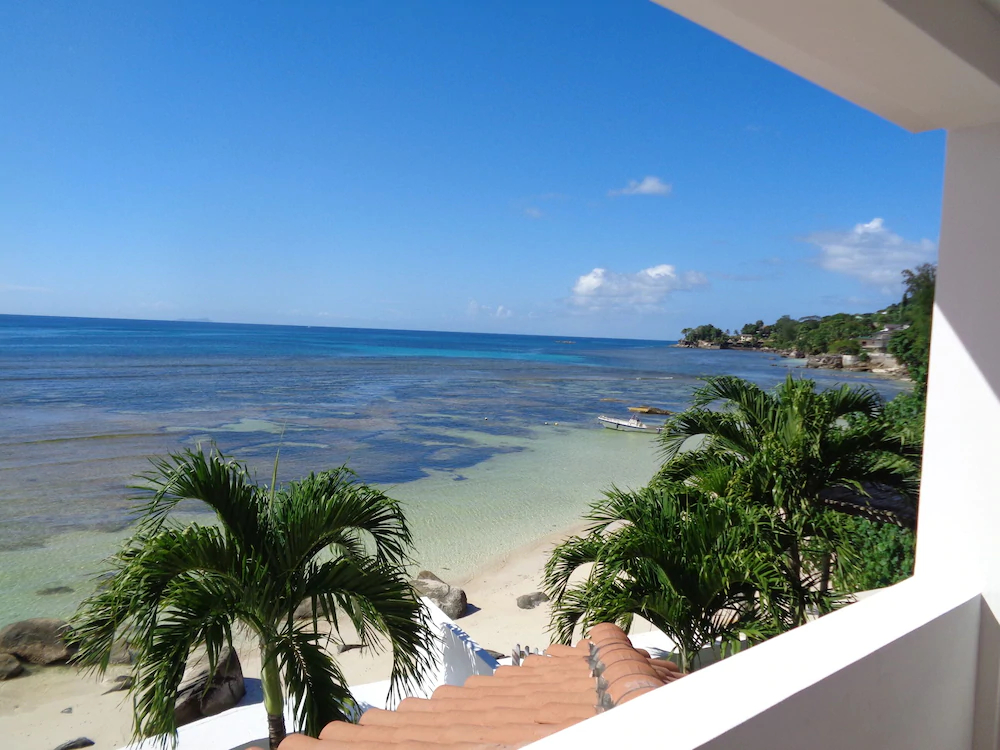 Ocean & Beach View Villa