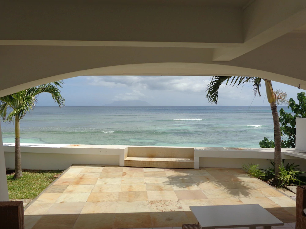 Ocean & Beach View Villa