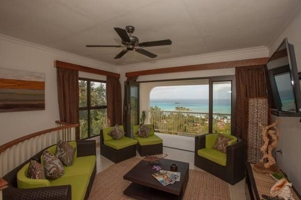 Le Duc de Praslin Hotel & Villas