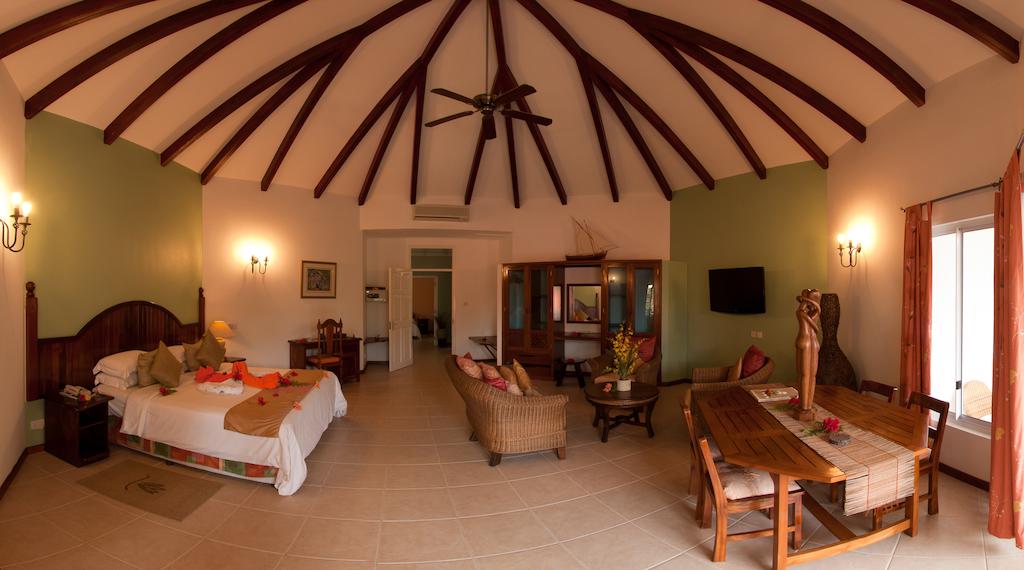 Le Duc de Praslin Hotel & Villas