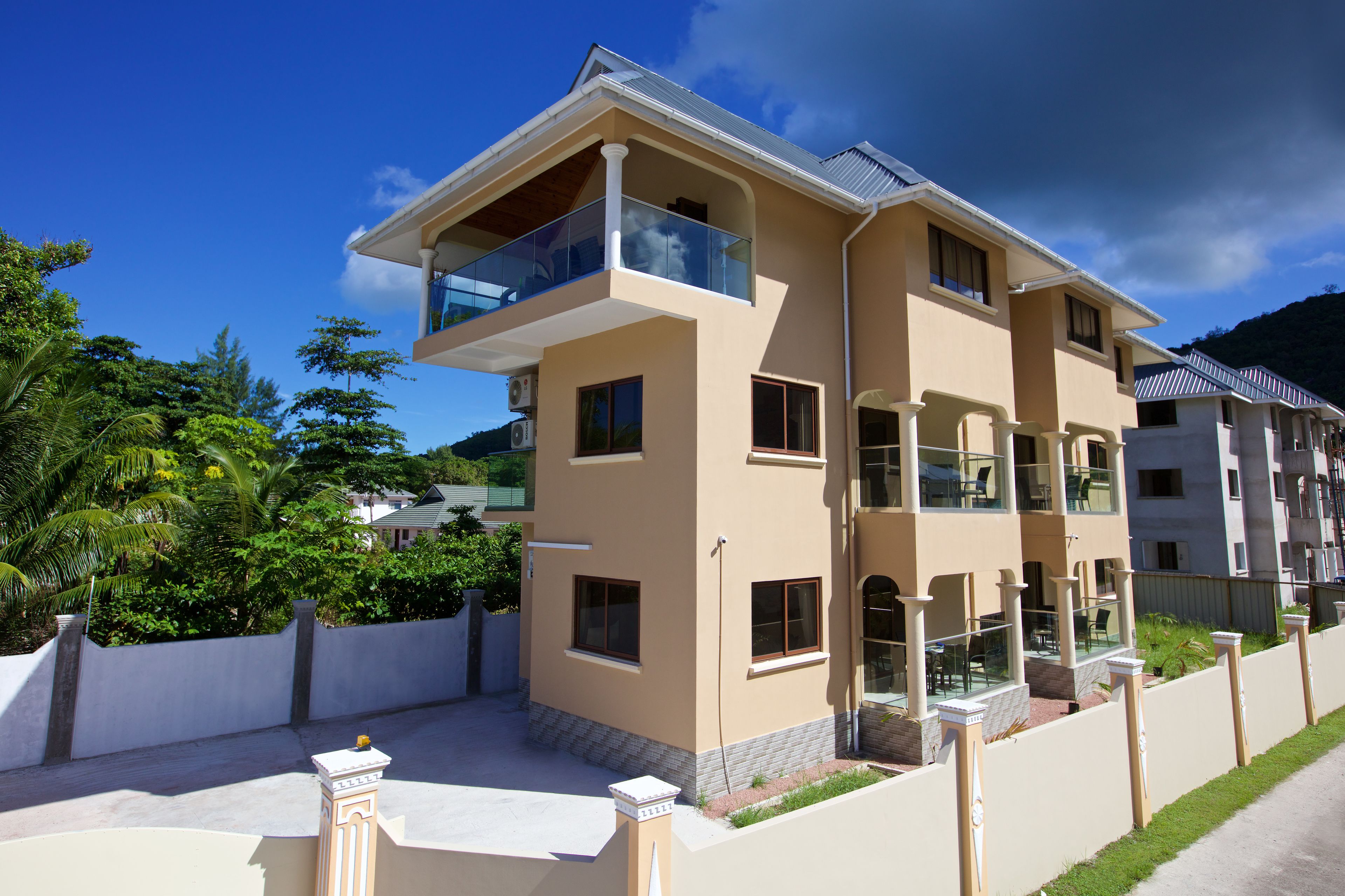 Stone Self Catering Apartments