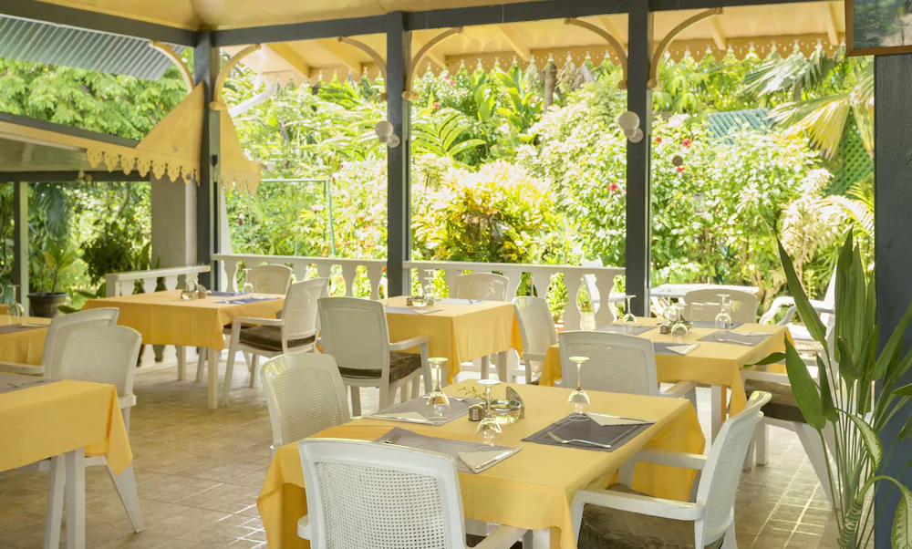 Auberge Chez Plume