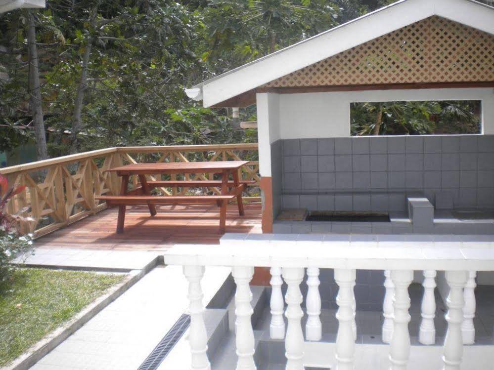 Bougainvillea Holiday Villa