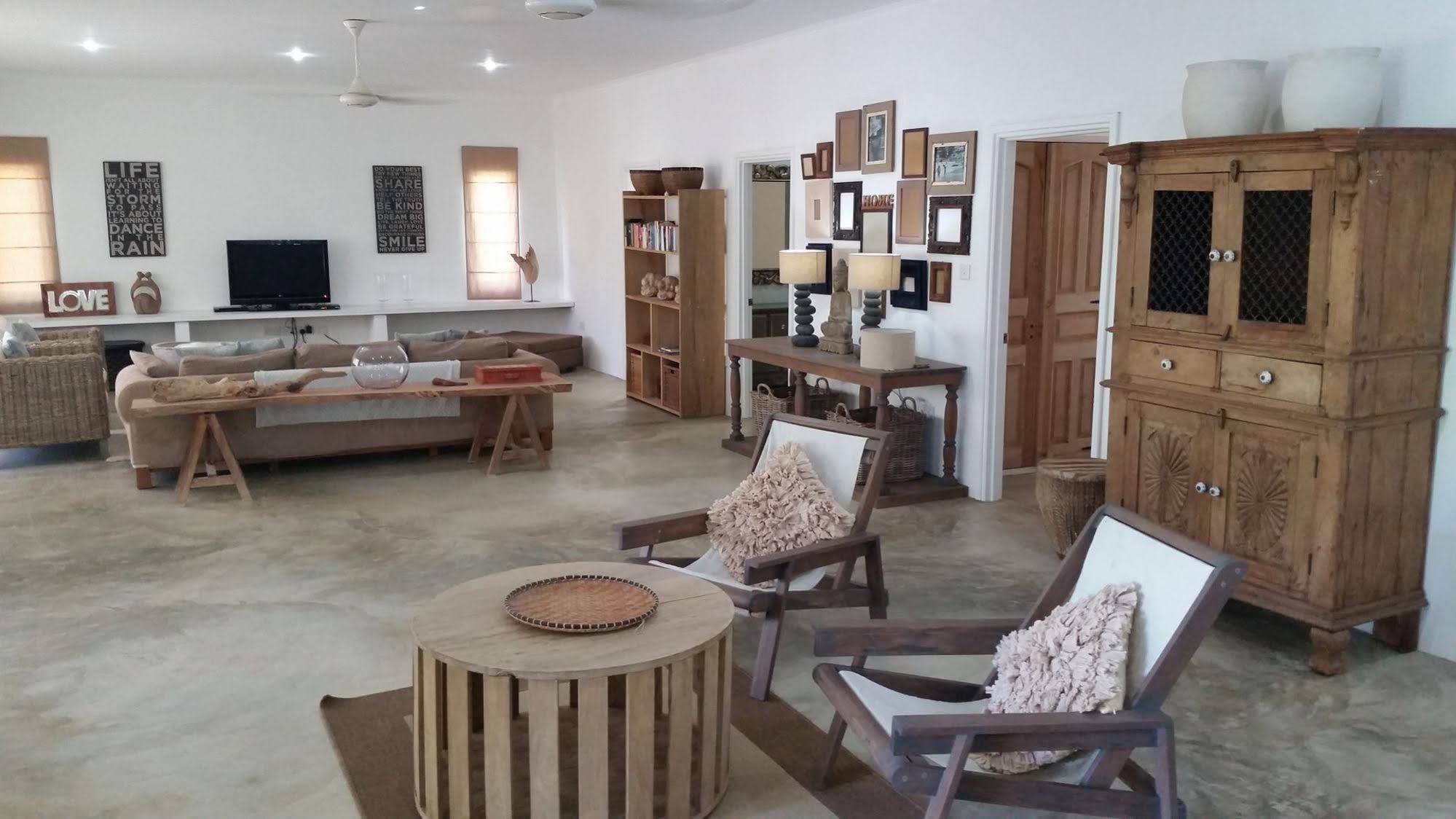Castaway Fishing Lodge