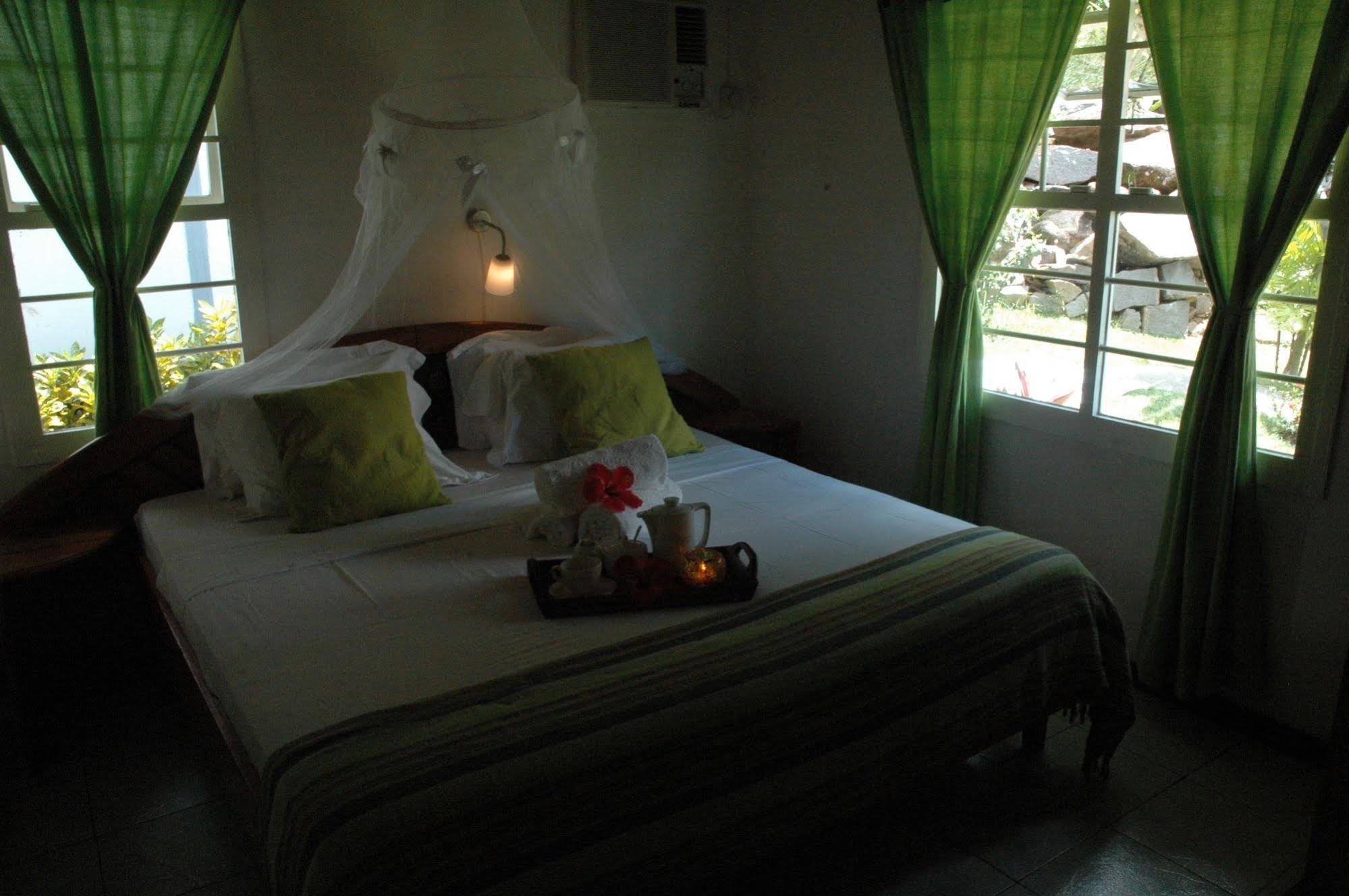 Kokogrove Chalets