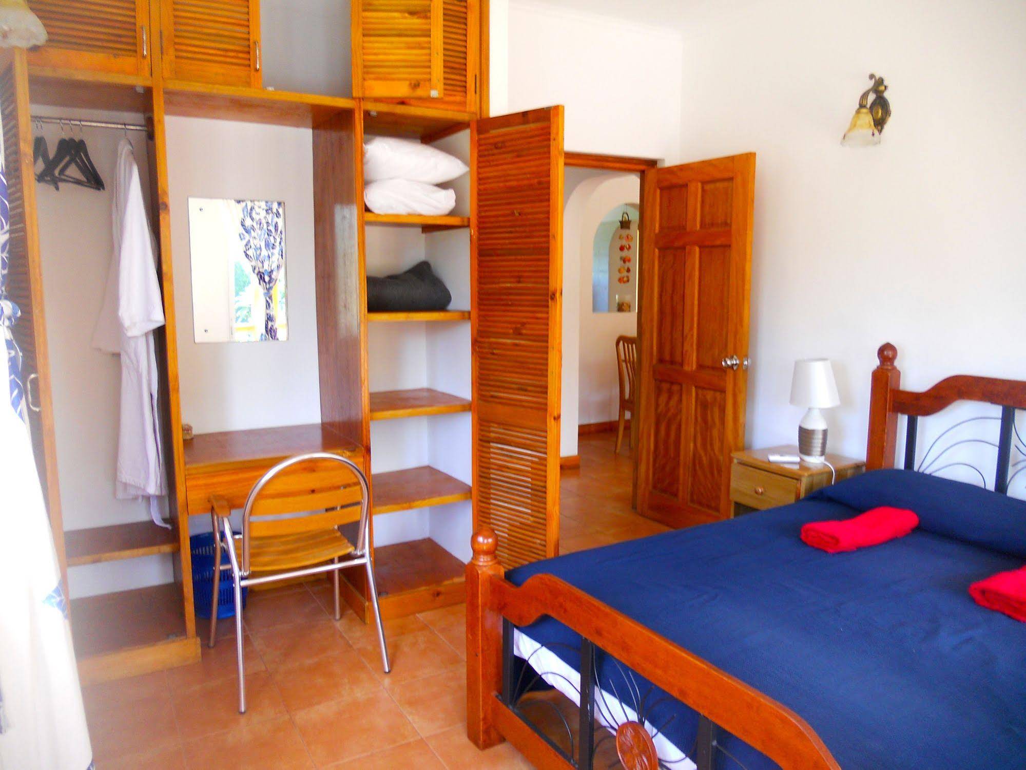 La Villa Therese Holiday Apartments