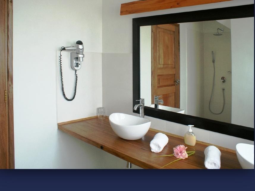 L’Hirondelle Self Catering Guest House
