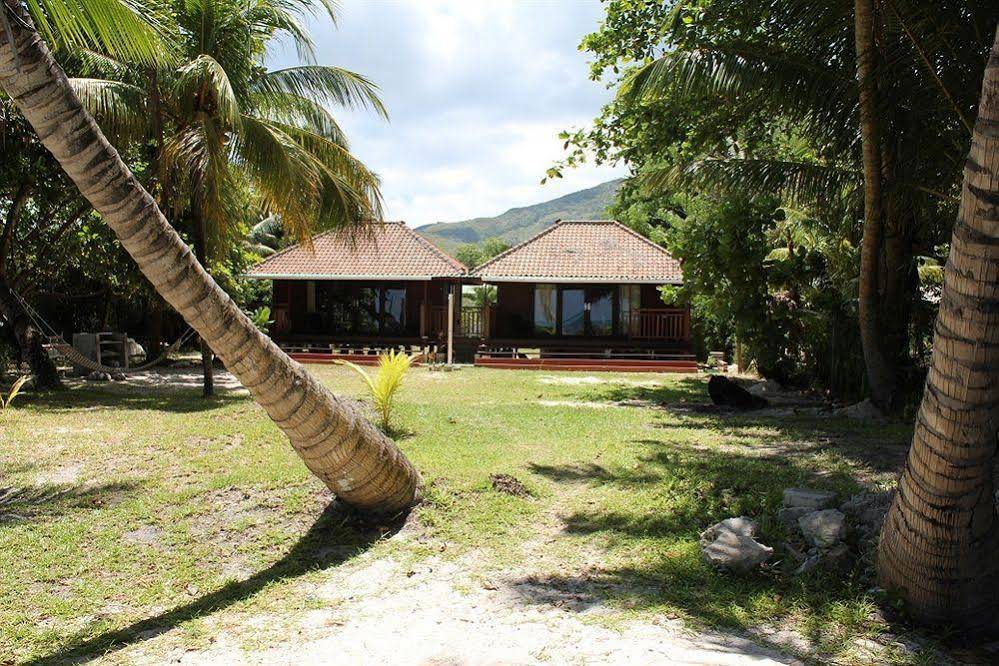 Lou Lou Bungalows