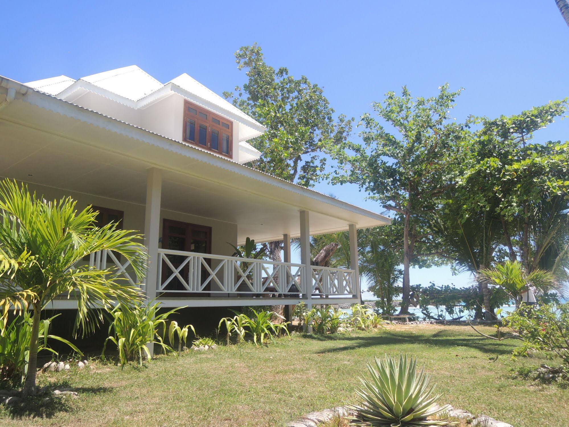 La Belle Tortue Lodge & Restaurant