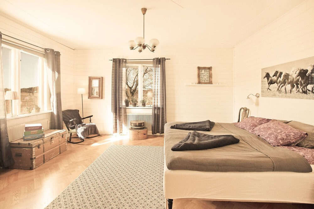 Farmlodge