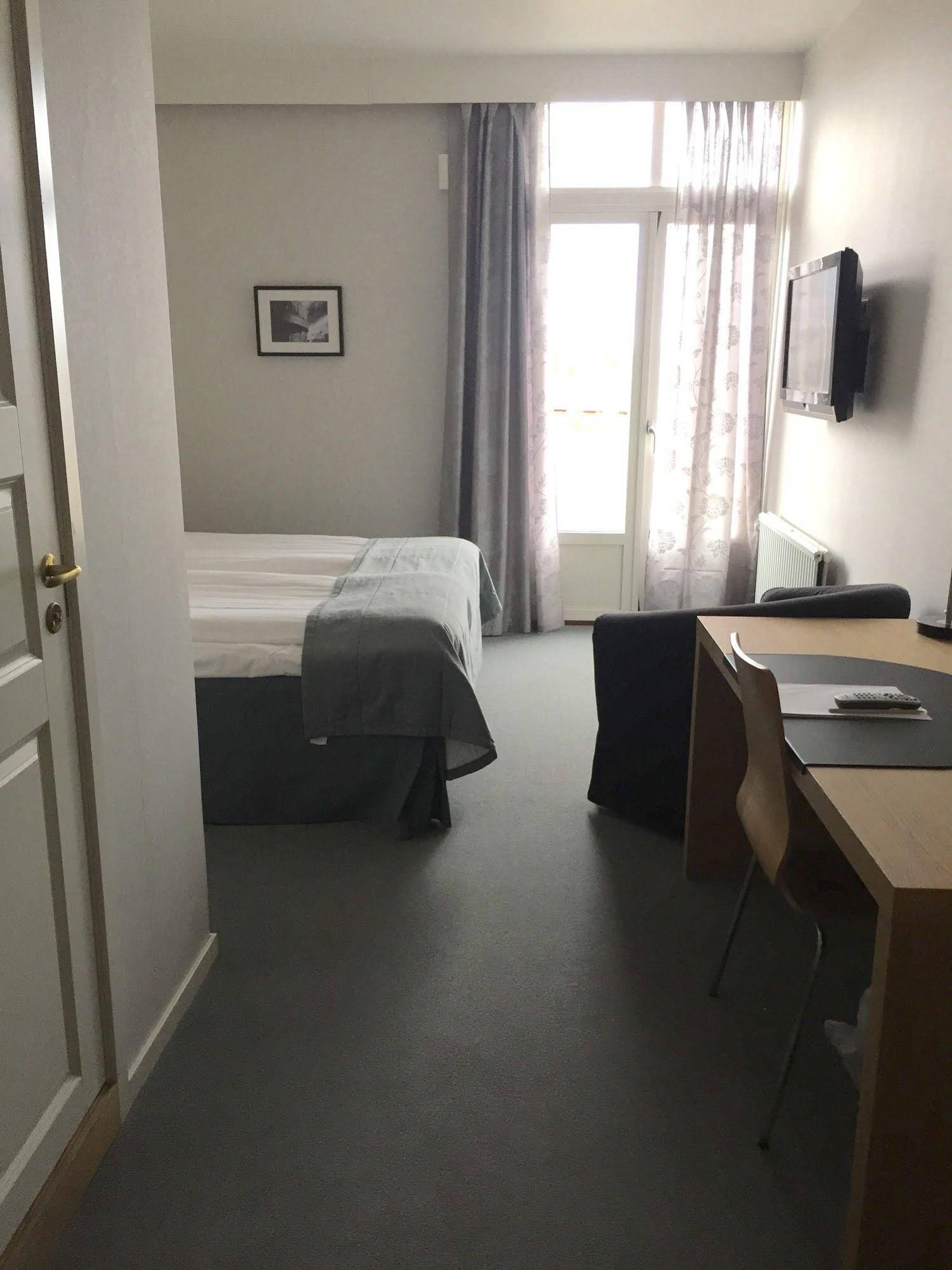 Adels Hotell & Rekreation