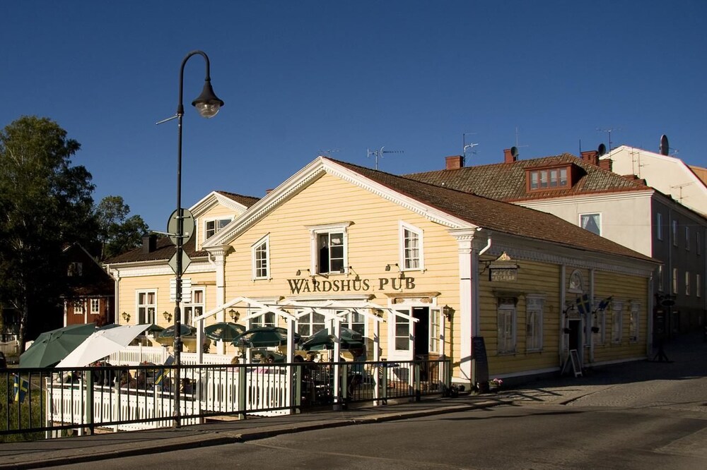 Garvaregarden Bed and Breakfast-Pensionat Sundsgarden