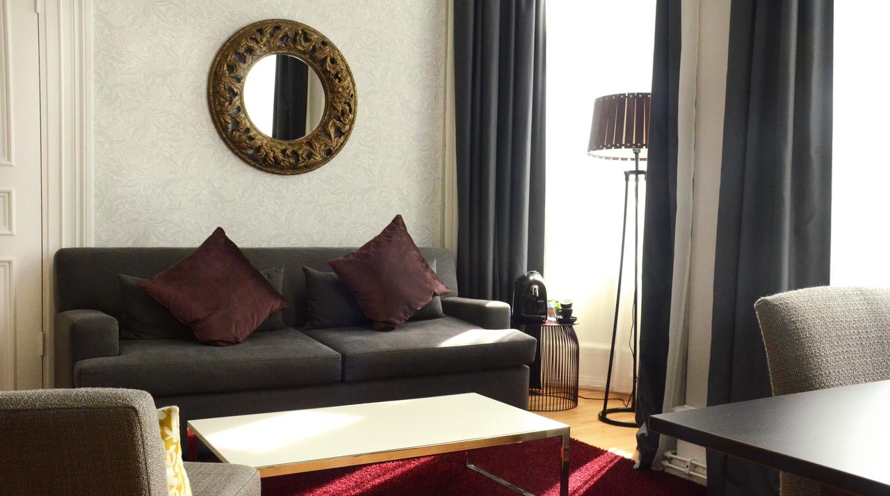 Home Hotel Plaza