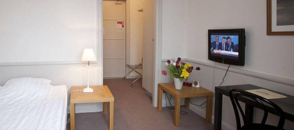 Insjoens Hotel