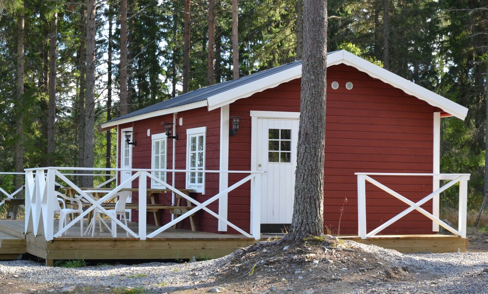 Algparkens Stugby