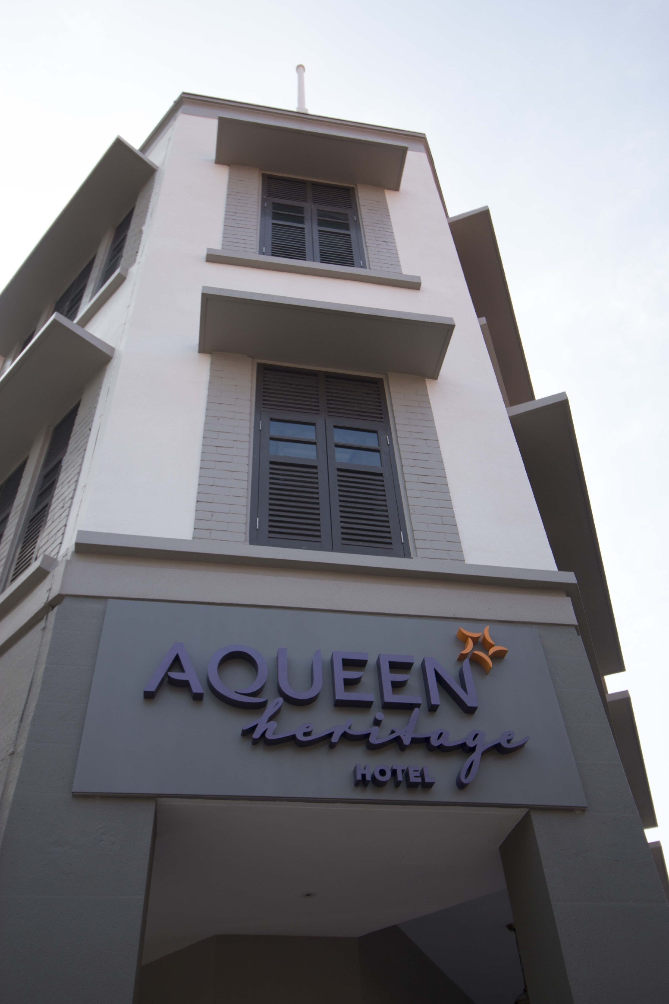AM Hotel