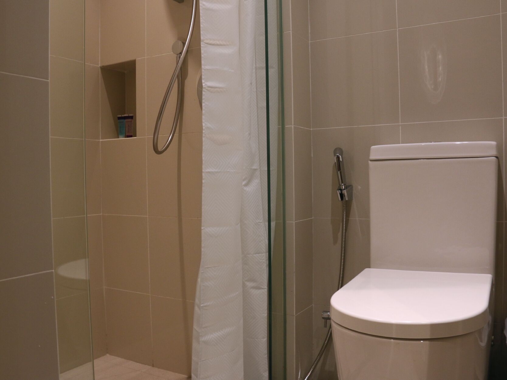 Aqueen Prestige Hotel Jalan Besar