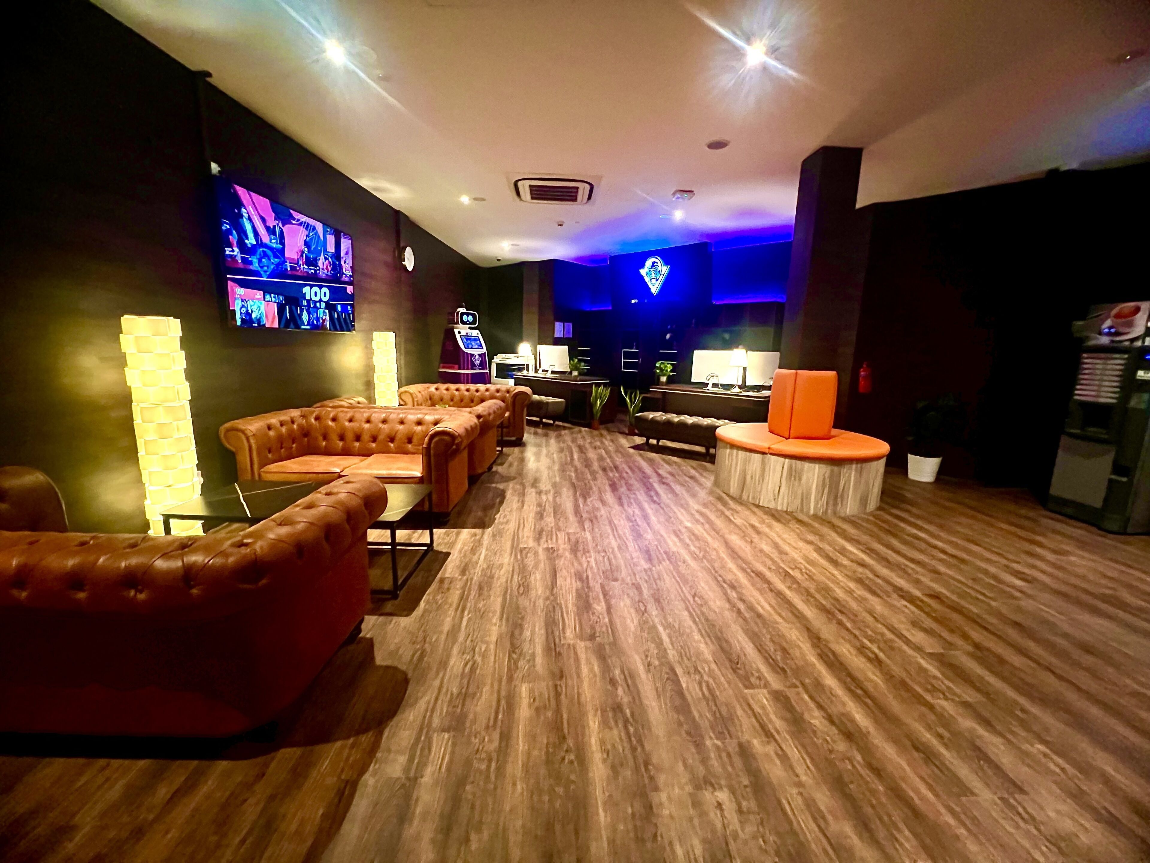 Arena Esports Hotel