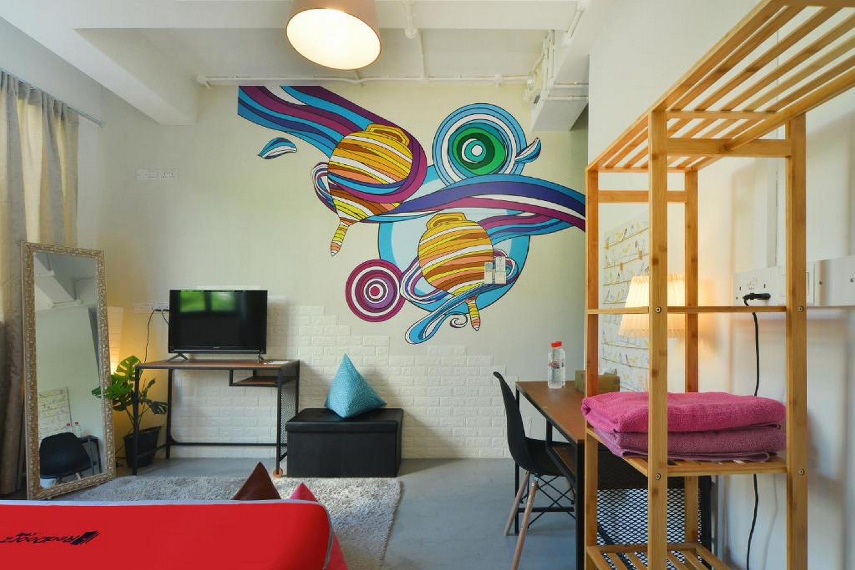 Five Stones Hostel by RedDoorz