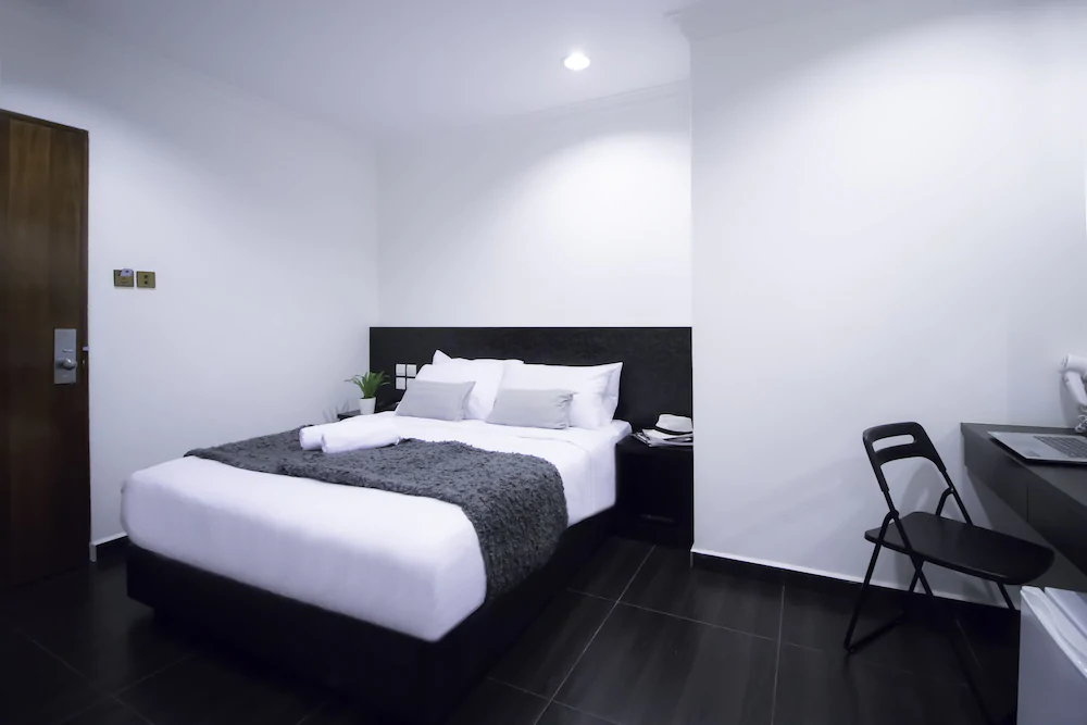 Harbour Ville Hotel Hamilton