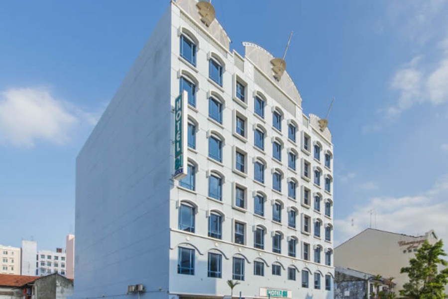 Hotel 81 Palace
