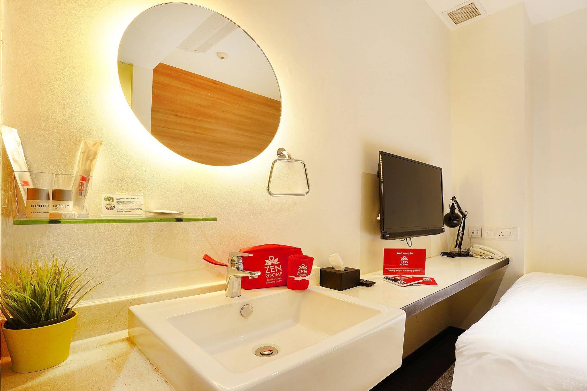 Hotel NuVe by ZEN Rooms