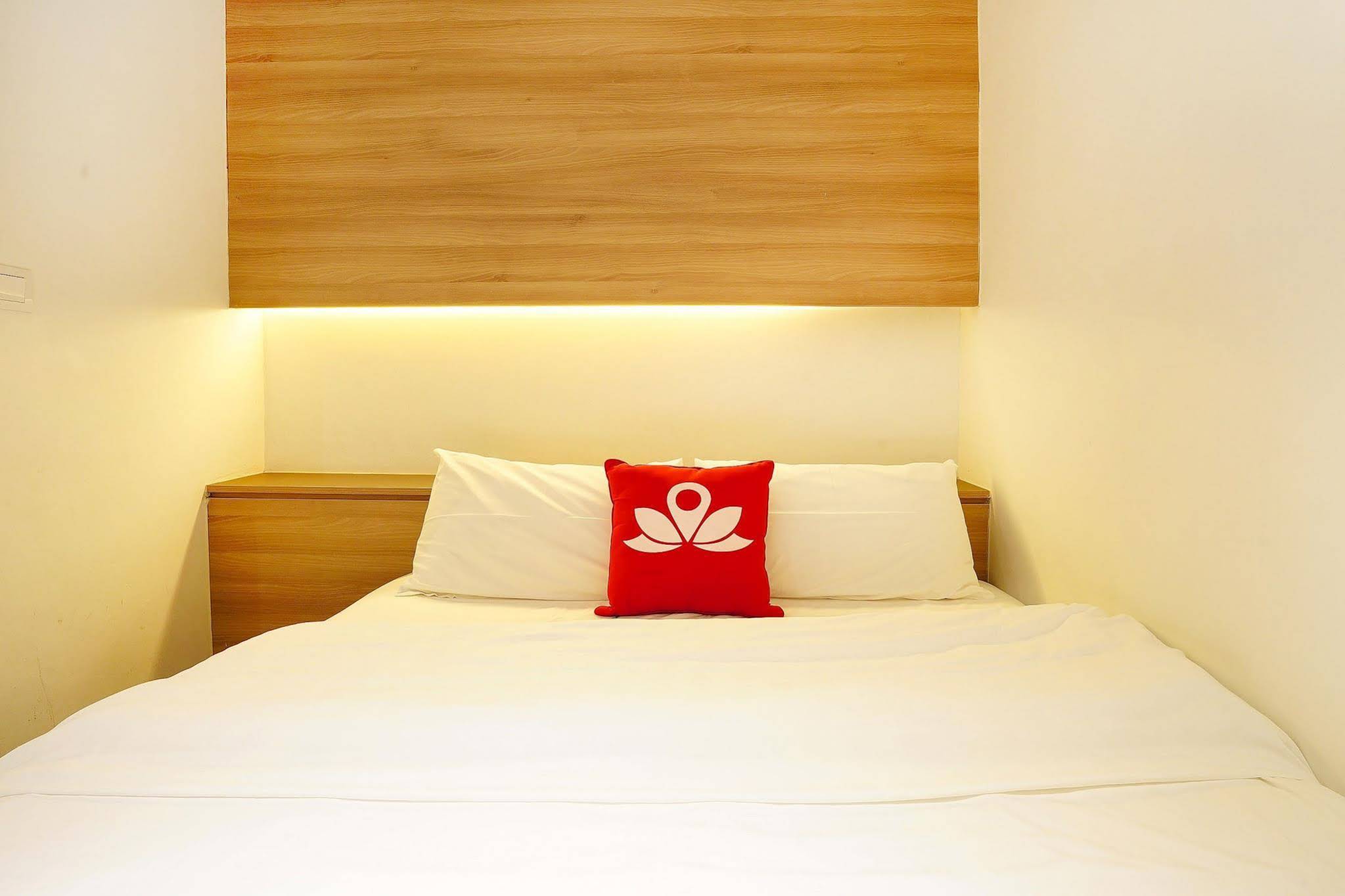 Hotel NuVe by ZEN Rooms