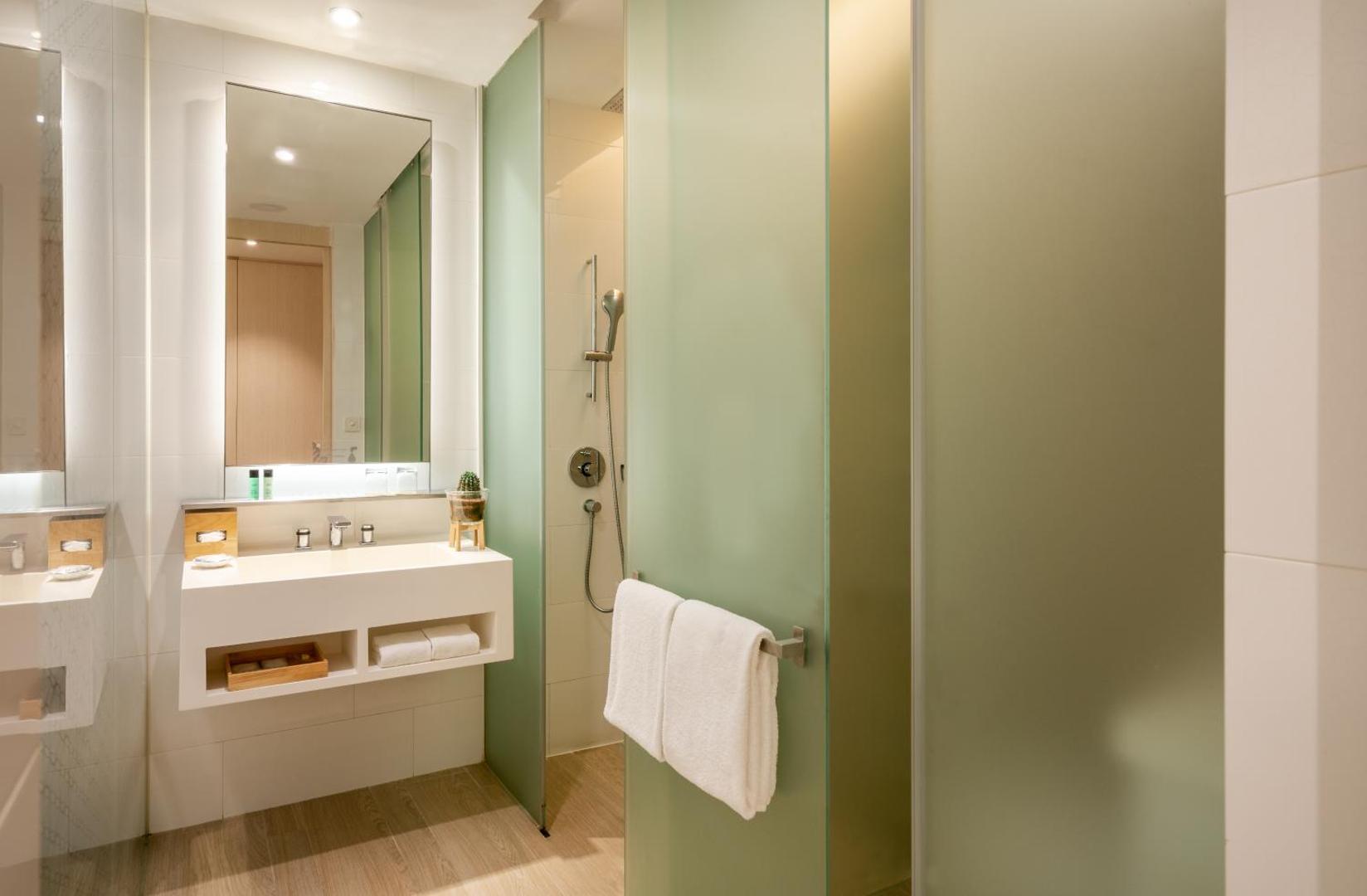 Oasia Hotel Novena, Singapore